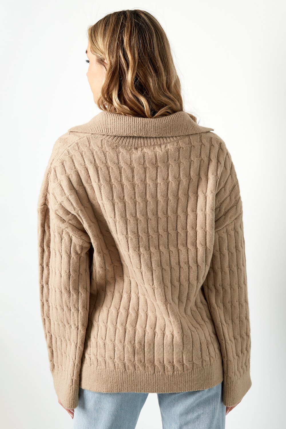 Comodo maglione lavorato a trecce h5Immagine10